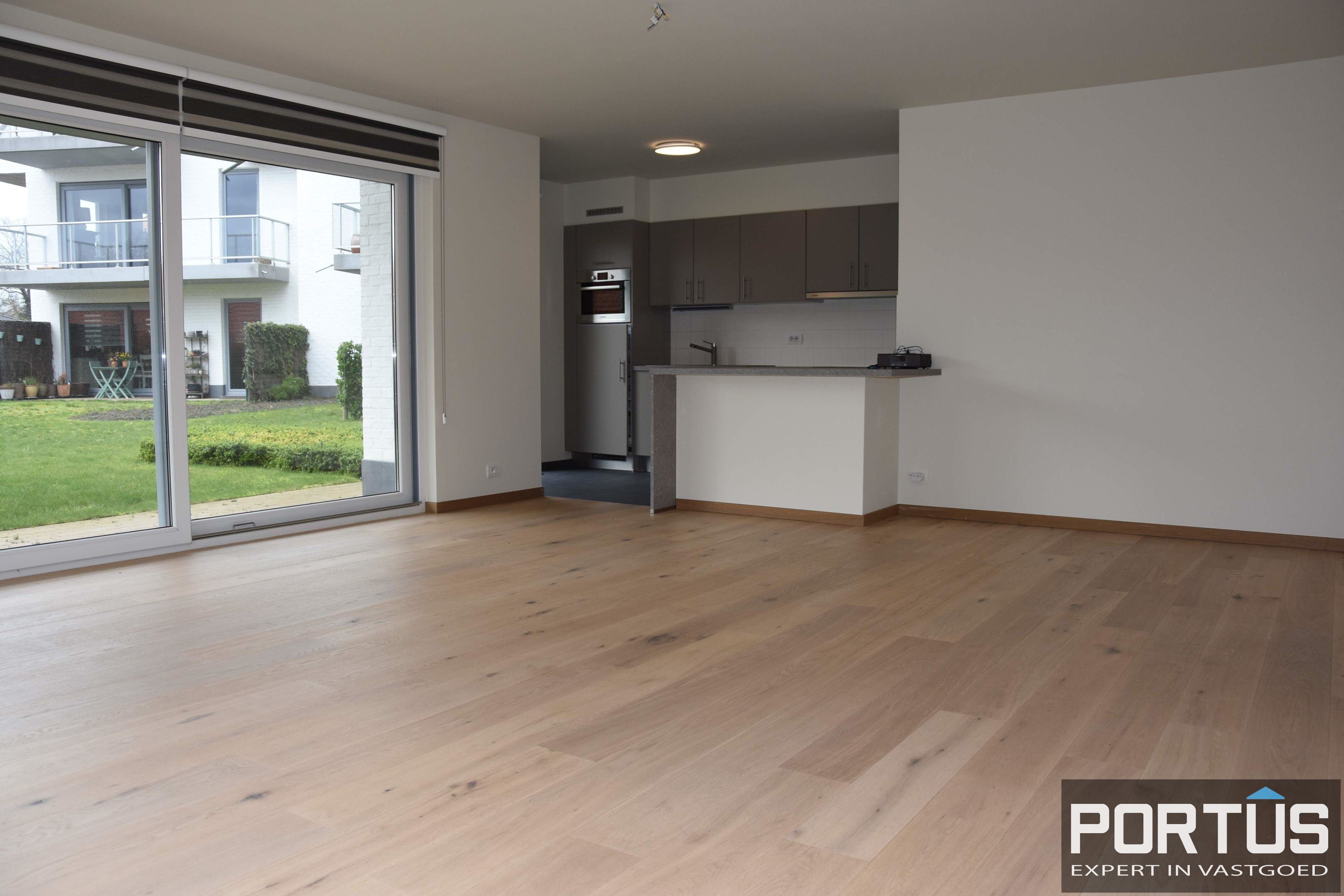Appartement met 2 slaapkamers, berging en garagebox te huur in Nieuwpoort