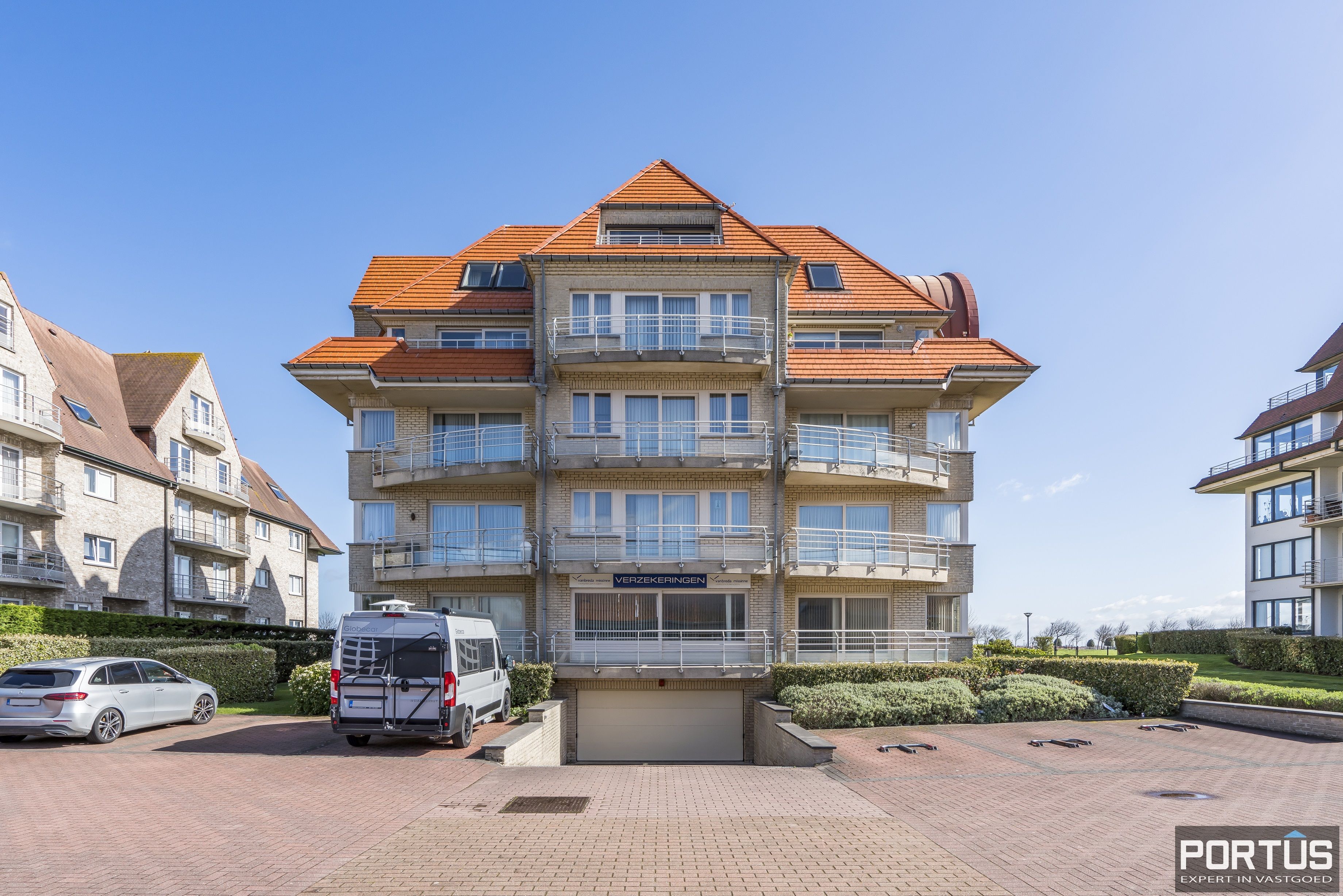 Appartement/Handelsgelijkvloers met terras te koop te Nieuwpoort - 15038