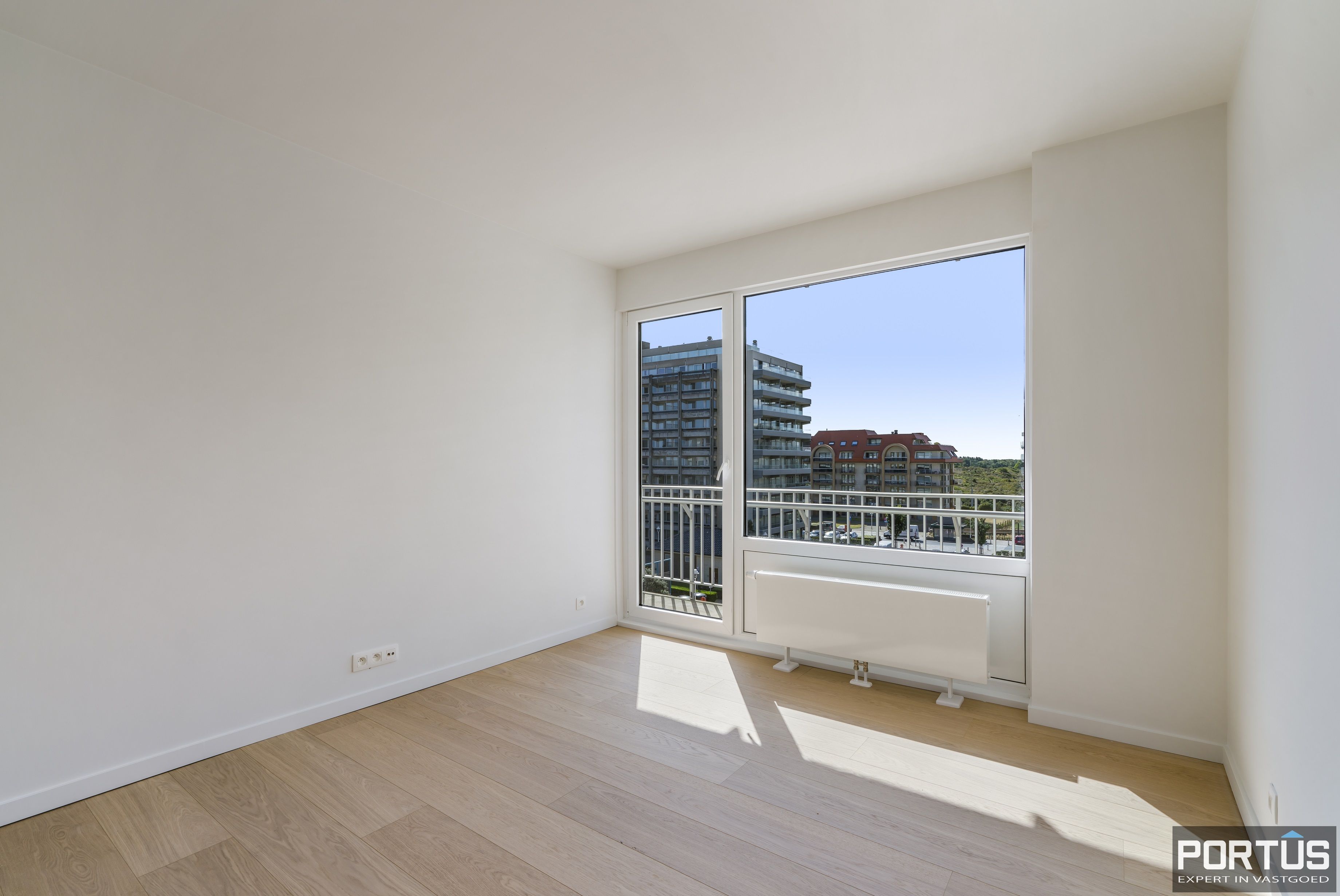 Exclusief appartement met frontaal zeezicht te koop te Nieuwpoort - 15599