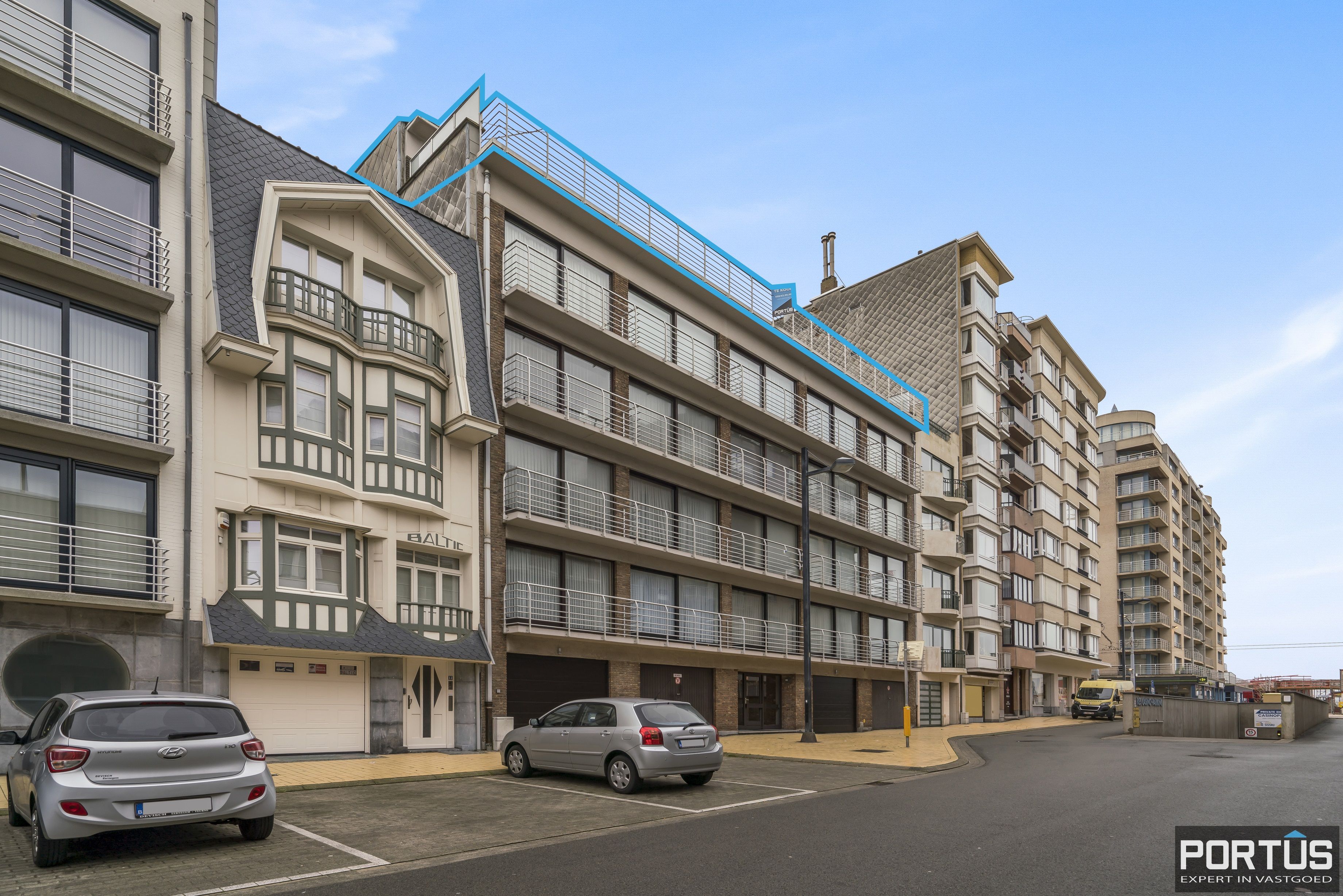 Appartement met 3 zeer ruime terrassen te koop te Middelkerke - 16406
