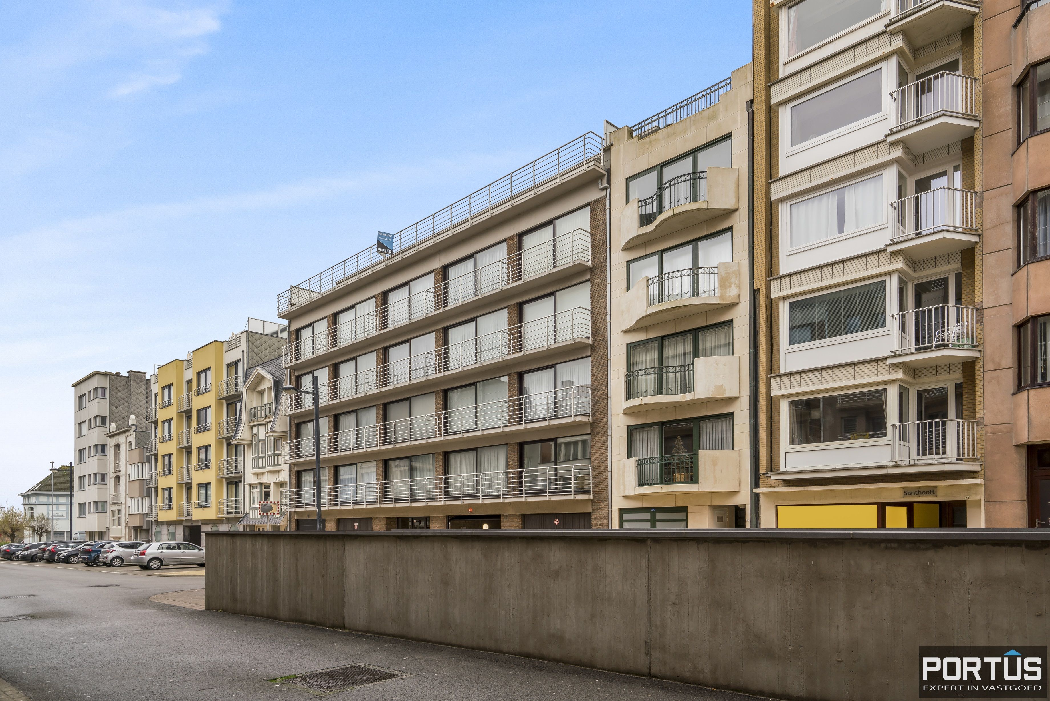 Appartement met 3 zeer ruime terrassen te koop te Middelkerke - 16409