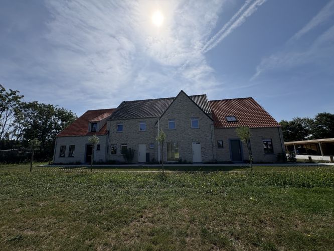 Energiezuinige nieuwbouwwoning met 3 slaapkamers en carport te huur - 20495