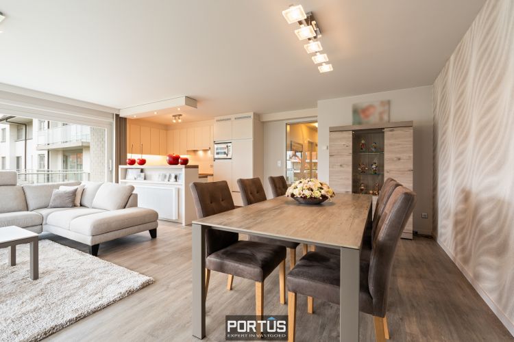 Ruim zonnig hoekappartement te koop te Nieuwpoort 21578