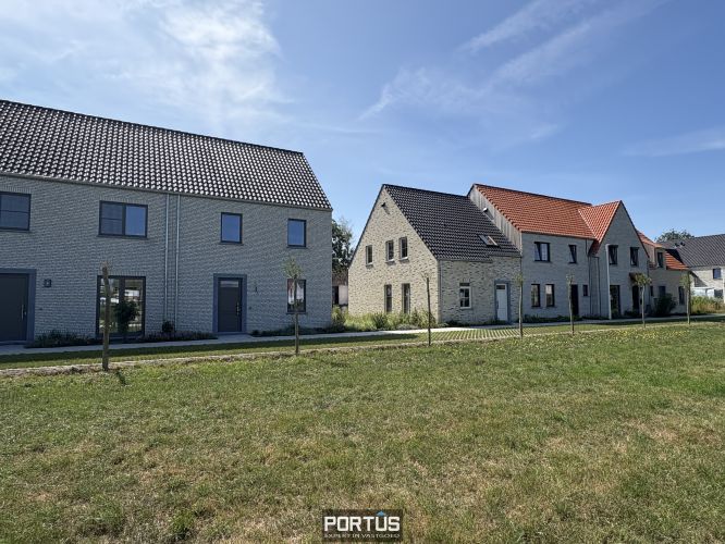 Energiezuinige nieuwbouwwoning met 3 slaapkamers en carport te koop  21942