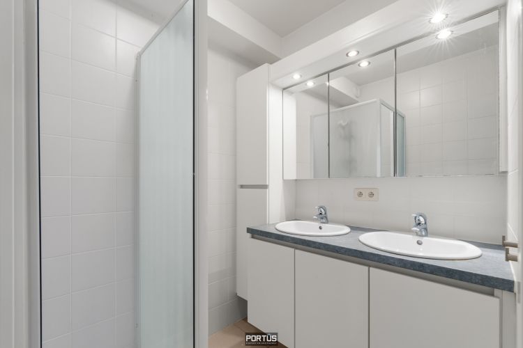 Appartement met twee slaapkamers te koop centrum Lombardsiijde  21982